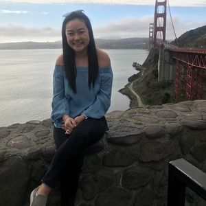 Meet your Posher, Stephanie